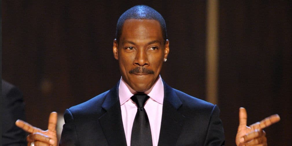 8. Eddie Murphy: Cantante y humorista estadounidense, es la voz del Burro en las películas de Shrek.
