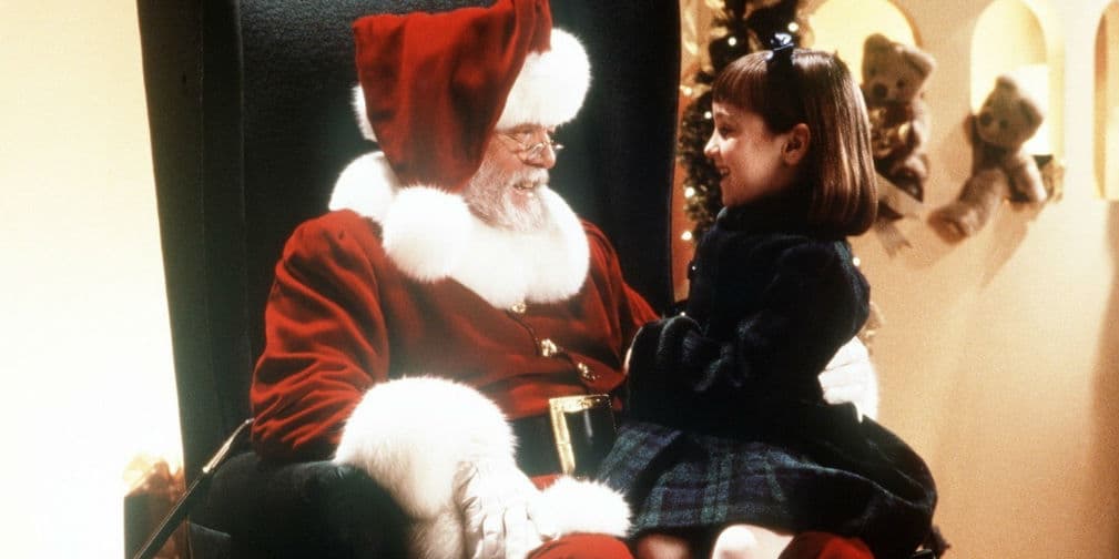 4. Richard Attenborough: Este actor resultó adorable como Santa Claus en el clásico Milagro en la Calle 34.