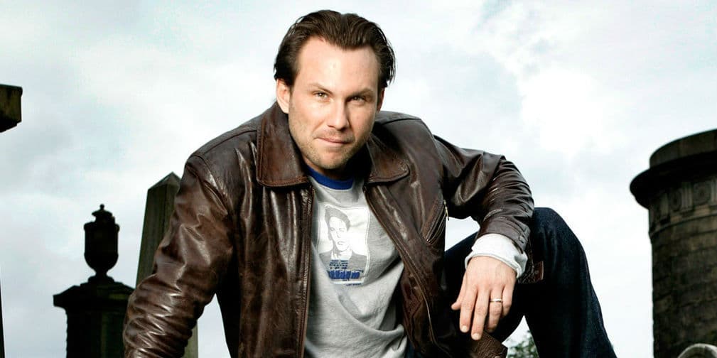 2. Christian Slater: Actuó en My Own Worst Enemy y The Forgotten, todas canceladas después de que entró él.