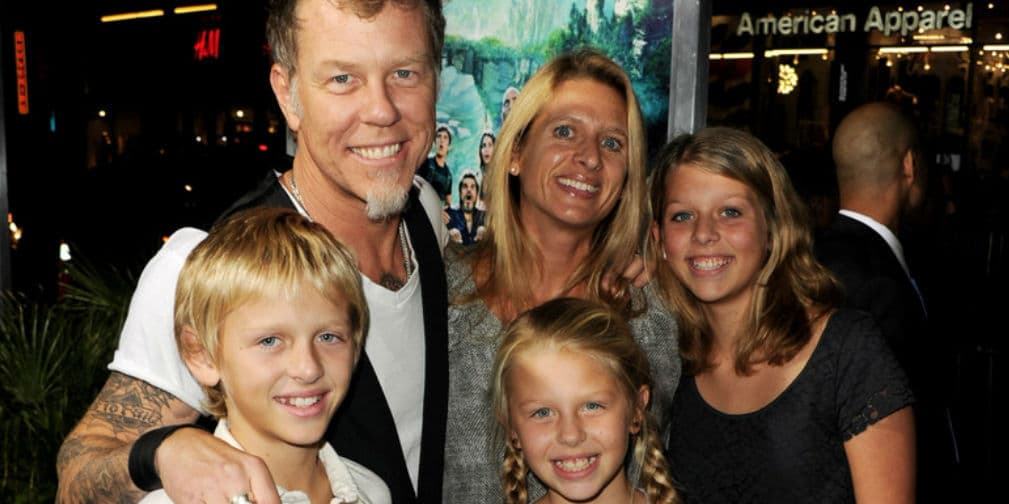 James Hetfield: El vocalista de Metallica, así como lo ven de rudo, es un tierno papá para Cali Tee, Castor Virgil y Marcella.