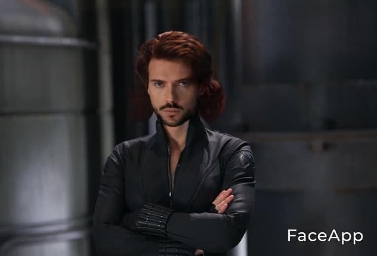 No parece funcionar del todo referírnos a Scarlett Johansson como Black Widow ni Nathaniel Romanoff.