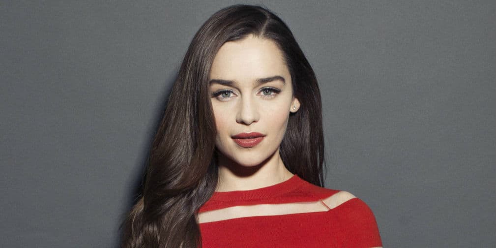 19. Emilia Clarke: Nació en Londres, el 26 de octubre de 1986 y es una actriz inglesa de Game of Thrones.