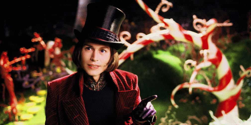 9. Charlie and the Chocolate Factory (2005): Willy Wonka (Depp) es el fabricante de dulces más inusual del mundo.