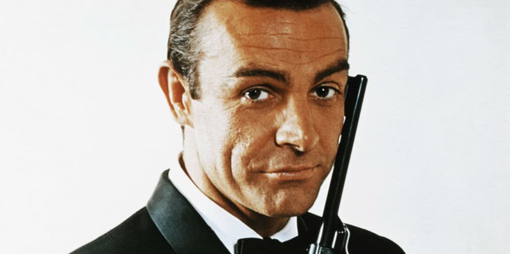 2. Sean Connery (1962,1983): El primero y posiblemente el mejor James Bond que ha habido.