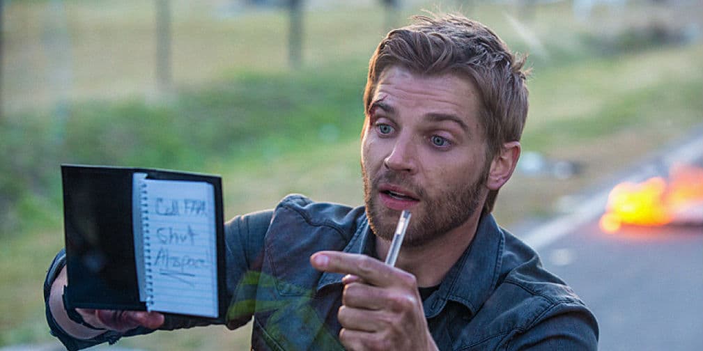 Durante el 2000 viajó en numerosas ocasiones a Nueva York con el fin de trabajar como actor o modelo.