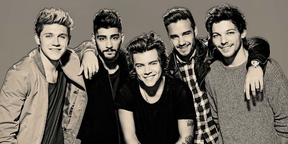3. Harry piensa que unos lindos ojos y sonrisa hacen a un mujer hermosa.