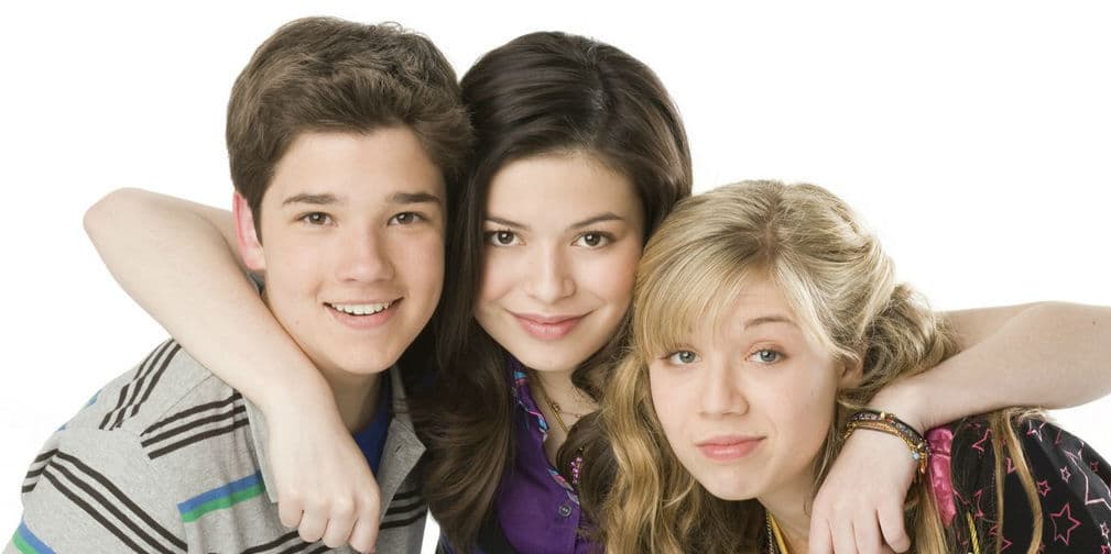 El personaje de Jennette, Sam Pucket, esta basado en un cameo de Sam en Zoey 101.