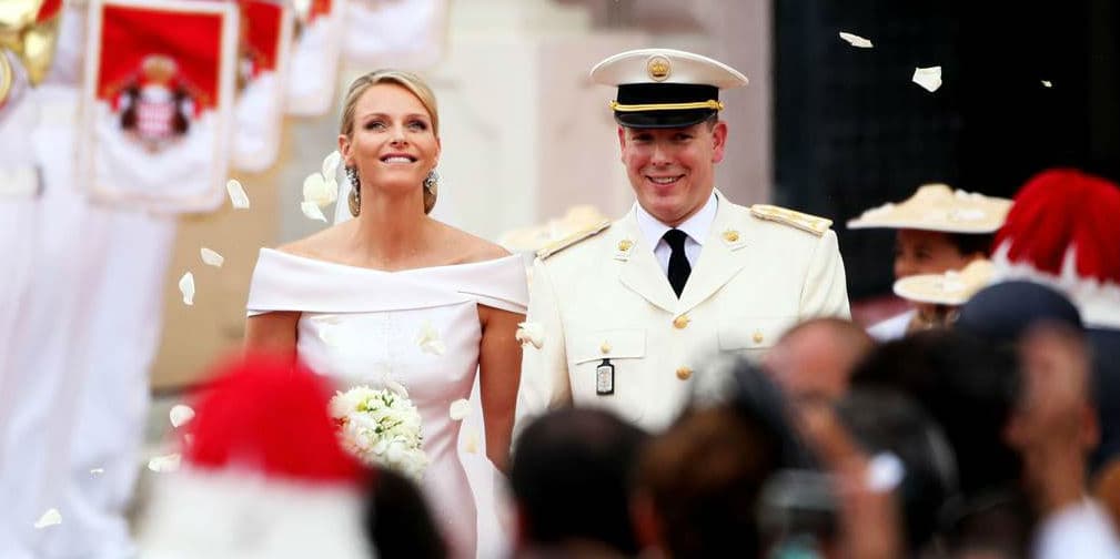 7. Charlene Wittstock (Princesa de Mónaco): Ex nadadora que se casó con el Príncipe Alberto en 2011.