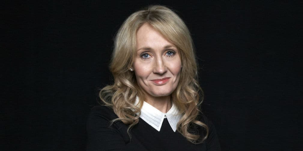 12. J. K. Rowling: ¡Fans de Harry Potter! El 31 de julio, la autora del mago más famoso cumplió 50 años.
