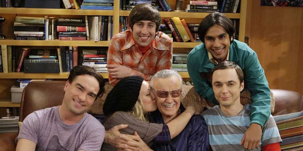 8. Stan Lee: Como él mismo. Responsable del gran repertorio de historias sobre superhéroes de la editorial Marvel.