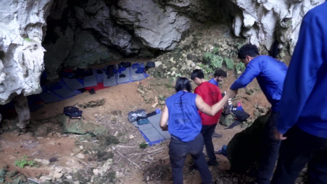 En El Conquistador, los Centauros fueron los primeros en conocer el nuevo campamento: La Cueva