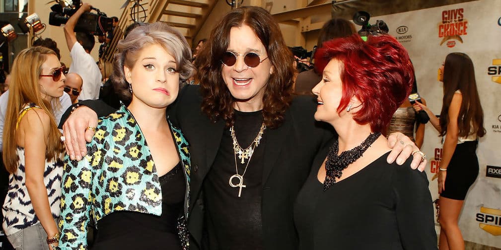 Ozzy Osbourne: A sus 65 años, el líder de Black Sabbath es el papito de Kelly, quien intentó cantar y al final se volvió fashionista.