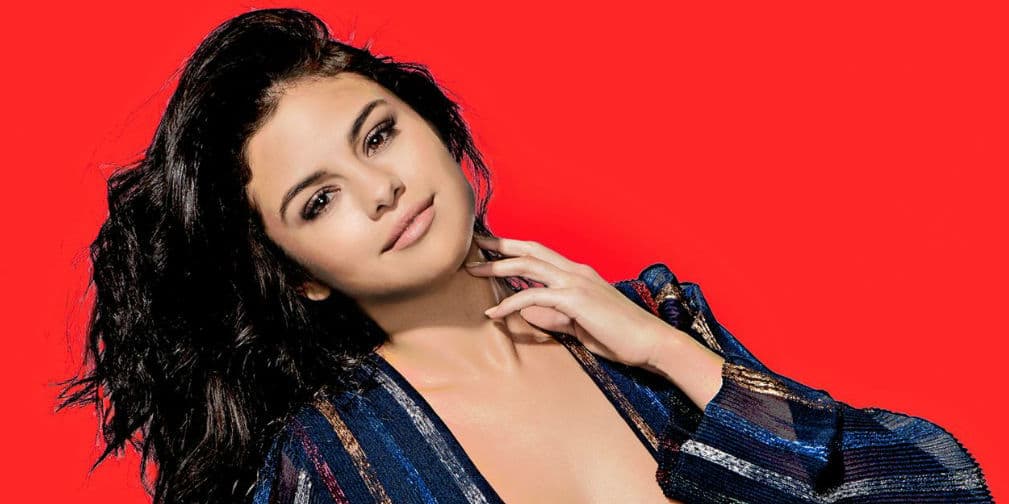 7. Selena Gomez: En 2012, la artista dijo que dedicaría su año sabático a hacer viajes de ayuda humanitaria.