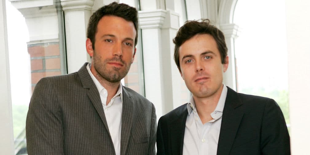 8. Ben y Casey Affleck: Comenzaron su carrera juntos. Ambos se mudaron desde Boston a Los Angeles para ser actores.