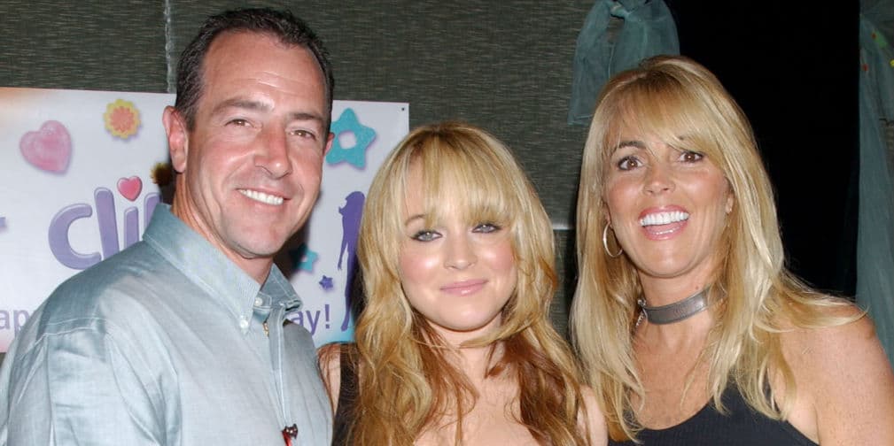 Lindsay Lohan se la ha pasado peleando con su padre, Michael Lohan, quien sigue distanciado de ella.