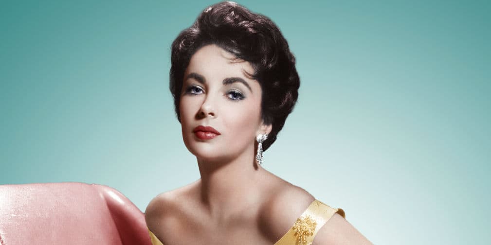 4. Elizabeth Taylor: La actriz generó 25 millones de dólares, siendo una de las artistas muertas más rentables.