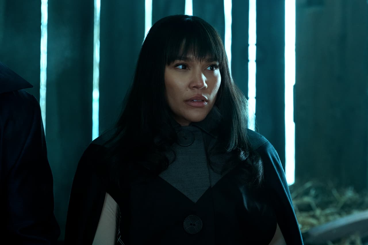 Allison Hargreeves (Número 3) es una madre que lucha por seguir teniendo el cariño de su hija, mientras triunfa en su carrera como actriz, además tiene el poder de que hagan lo que ella desea al comenzar con la frase: “escuché un rumor”.