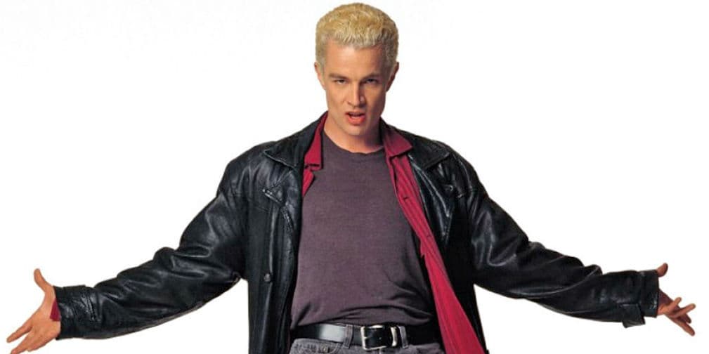 12. JAMES MARSTERS: Él interpreta al sexy vampiro Spike en la serie de televisión Buffy, La Cazavampiros.