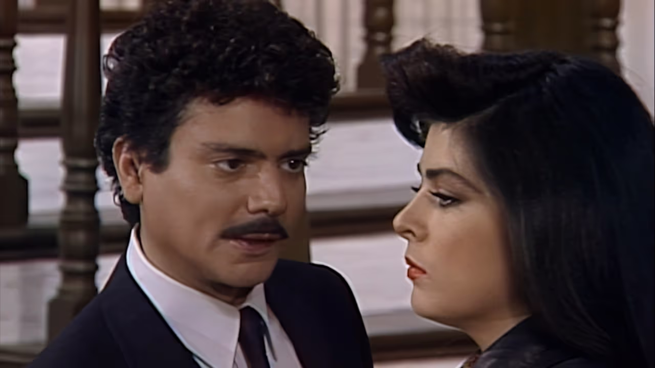 Simplemente María 90: María sorprende a Víctor con la noticia de su ...